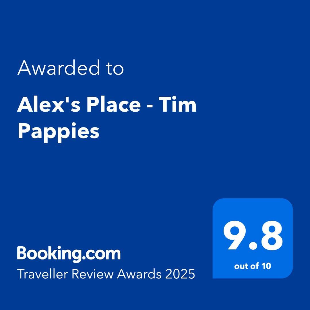Alex'S Place - Tim Pappies 포트안토니오 외부 사진